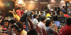 Gaming enthusiasts at NVIDIA BYOC event 2013 in Delhi